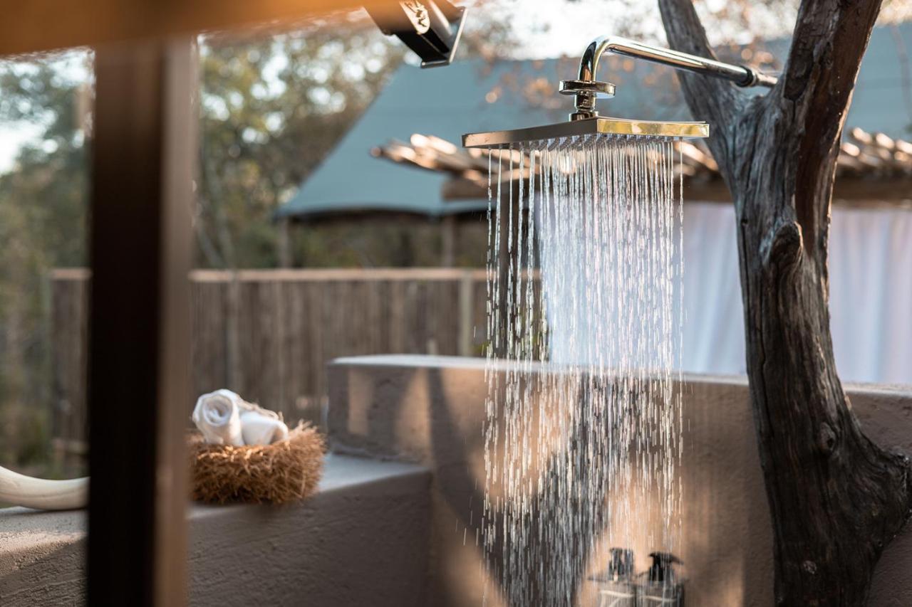 Umkumbe Bush Lodge - Luxury Tented Camp Заповідник Сабі-Санд Екстер'єр фото
