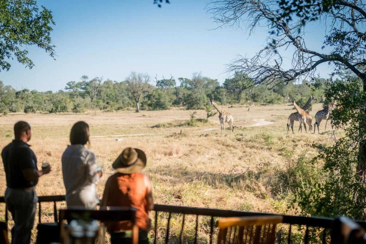 Umkumbe Bush Lodge - Luxury Tented Camp Заповідник Сабі-Санд Екстер'єр фото