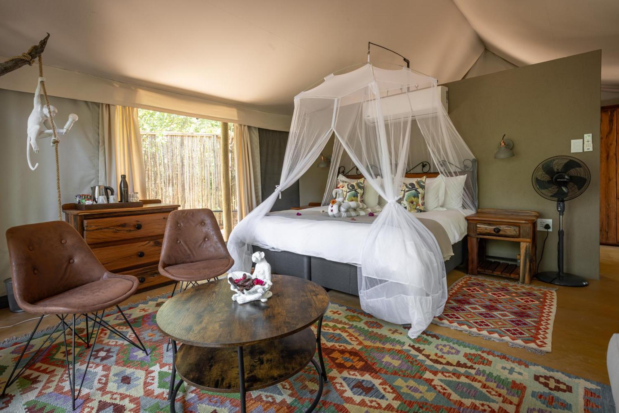 Umkumbe Bush Lodge - Luxury Tented Camp Заповідник Сабі-Санд Екстер'єр фото